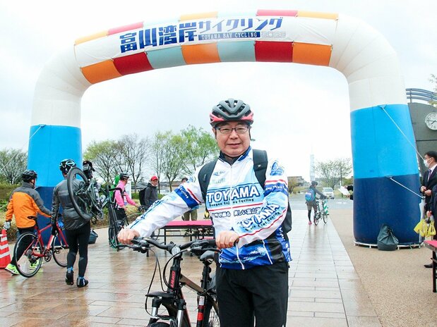 ファミリーコースに参加した新田八朗・富山県知事（筆者撮影）