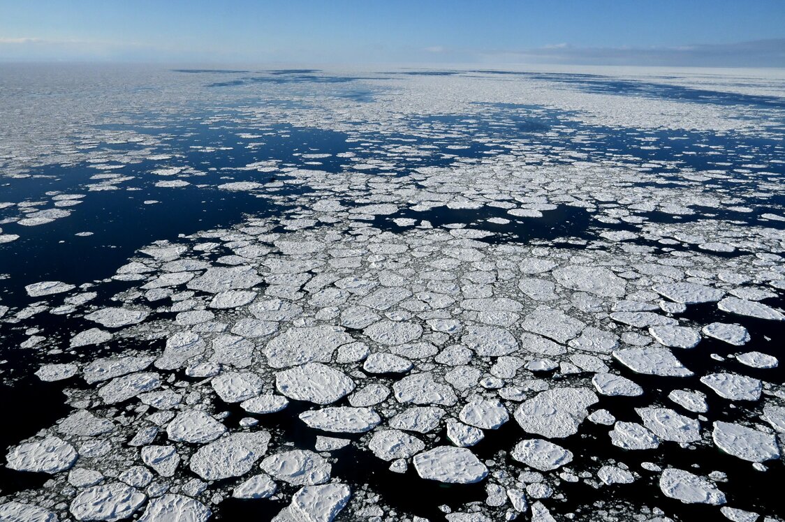 オホーツク海の流氷＝2025年2月（山本智之撮影）
