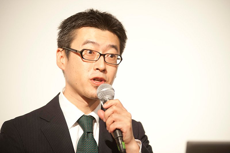 森美術館アソシエイト・キュレーターの近藤健一さん。