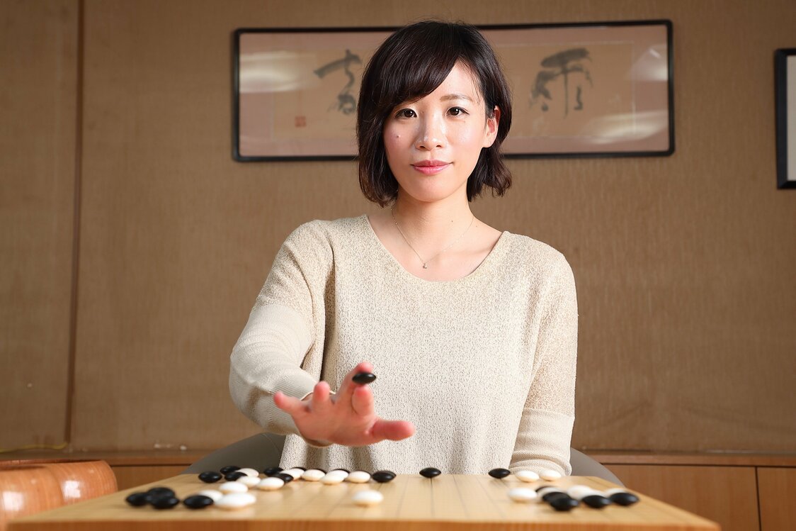 「硬頸精神」で勝利をつかむ——囲碁女流棋士・謝依旻六段に聞く