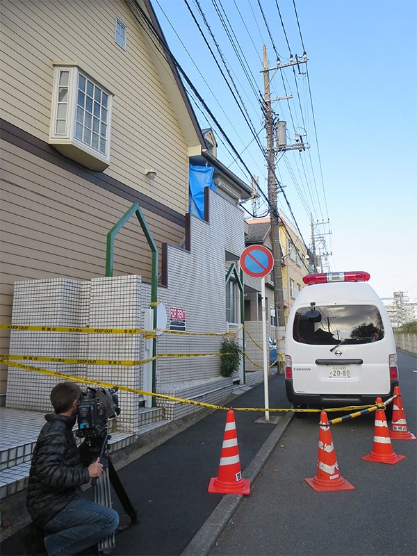 A November 10 photo of the Zama apartment where remains of nine missing people, including three high-school students, were discovered. (© Jiji)
