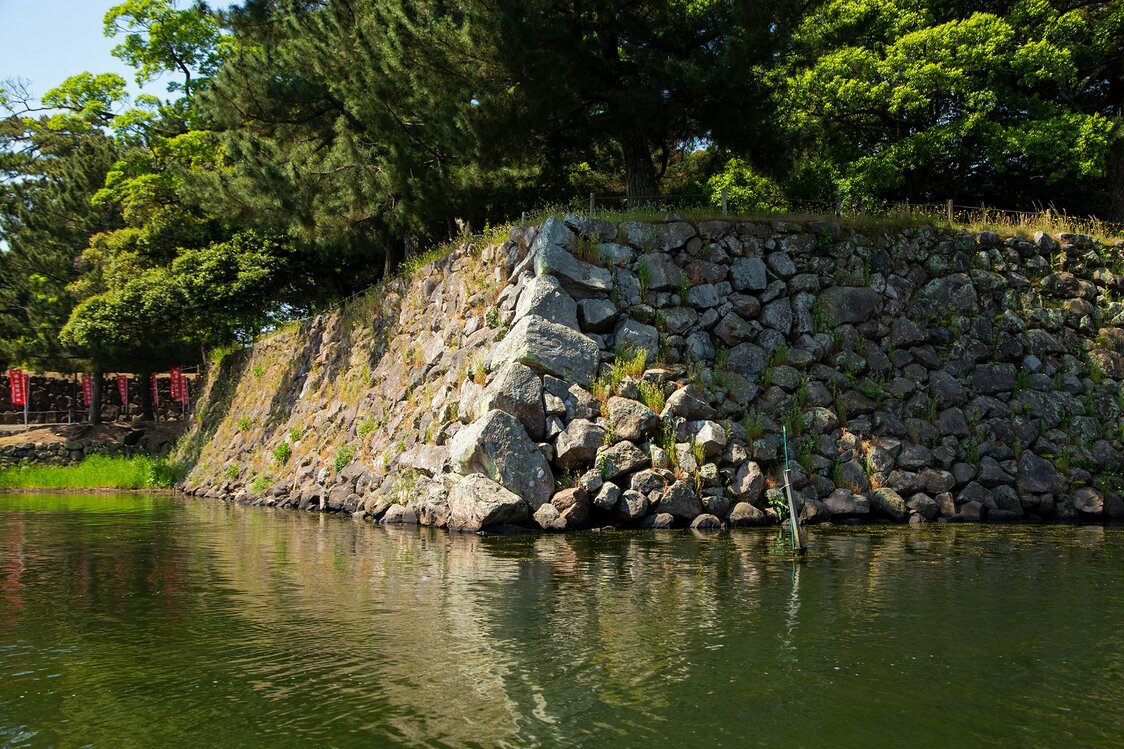 Castle Moat Sightseeing Tours: Experiencing Matsue by Water