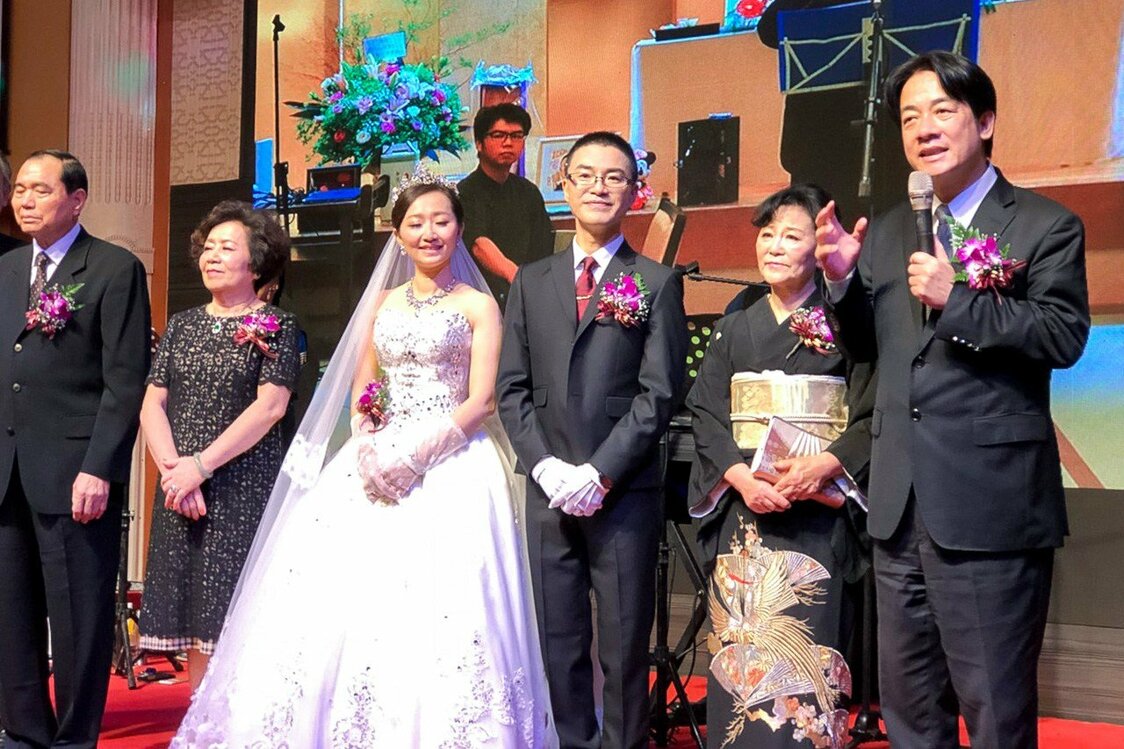 賴清德行政院長（時任）也前來參加婚宴（筆者提供）