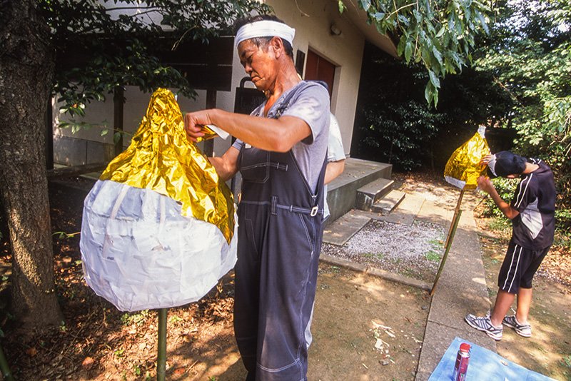 降雨祈願の祭りだけに、龍の神通力の源といわれる宝珠は丁寧に仕上げられる