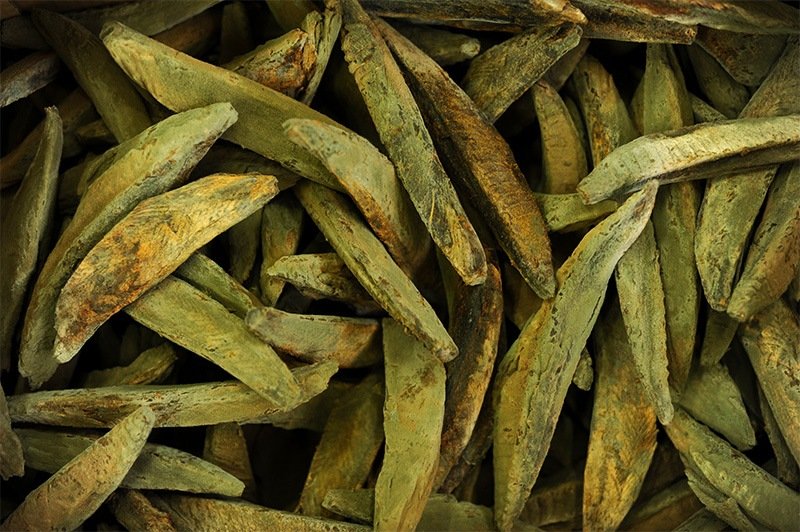 Karebushi, produced through the repeated application of mold.