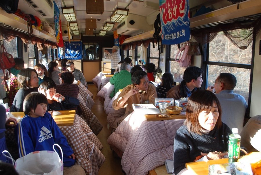 A kotatsu train is one of the latest ways of drawing attention to the traditional heating system. © Jiji.