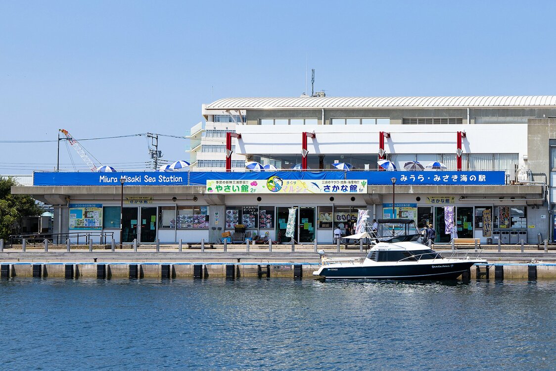 Urari市场里，三浦半岛的食材琳琅满目