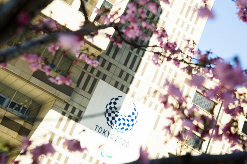 出自摄影集《东京 TOKYO》（河出书房新社，2020年） ©mika ninagawa，Courtesy of Tomio Koyama Gallery