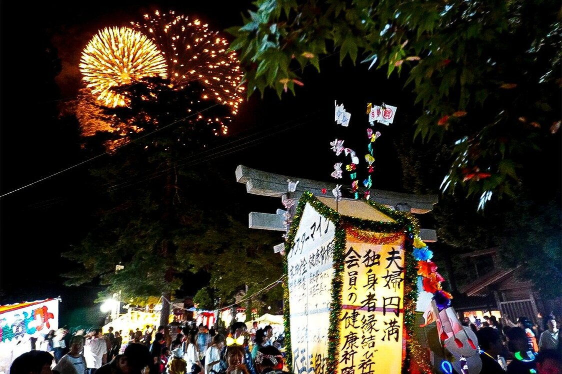 从浅原神社观赏烟花