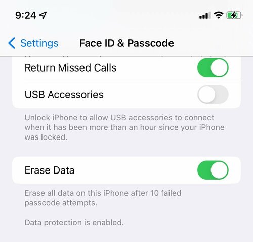 The Face ID and Passcode page in the iPhone settings menu: If “Erase Data” is selected, the contents of the phone will be deleted completely after 10 incorrect login attempts.
