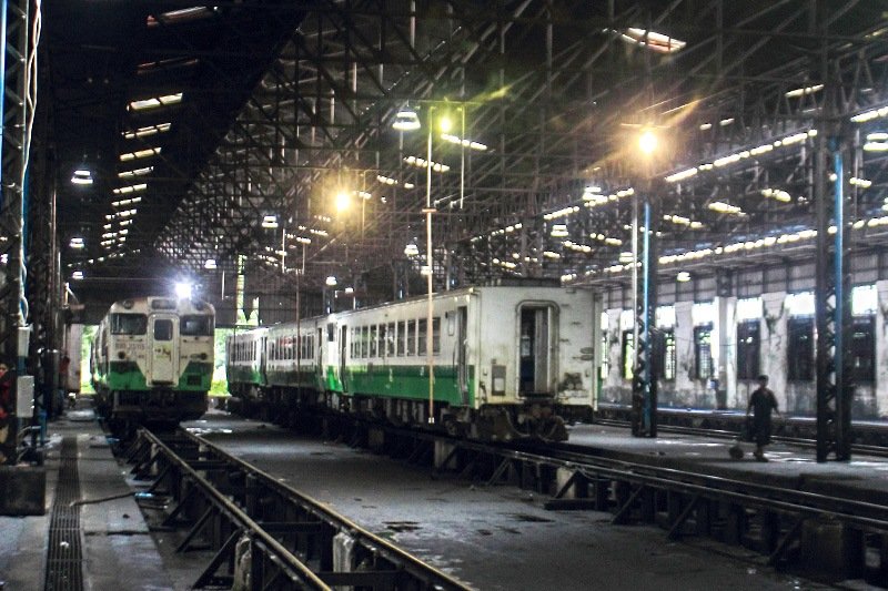 Insein Depot is quiet in the daytime when trains are running.