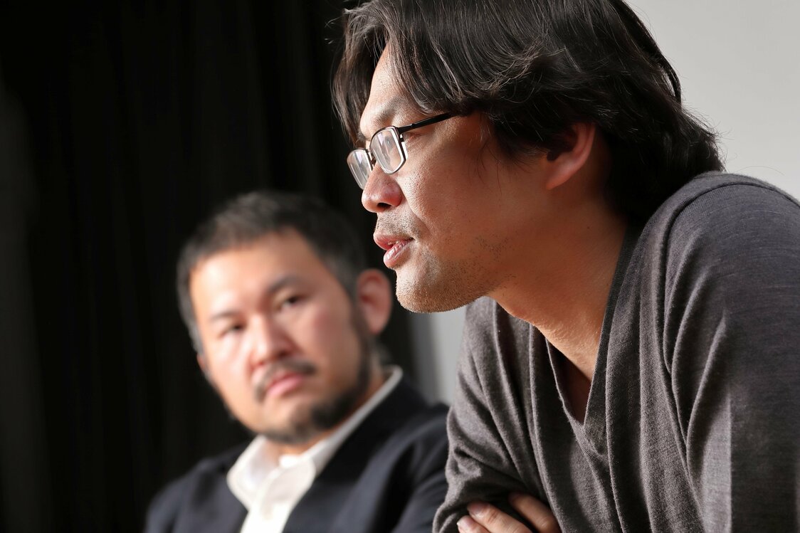 映画『あなたの微笑み』：“行き当たりばったり”の奇才リム・カーワイが“世界の渡辺”と撮るミニシアター巡りの旅