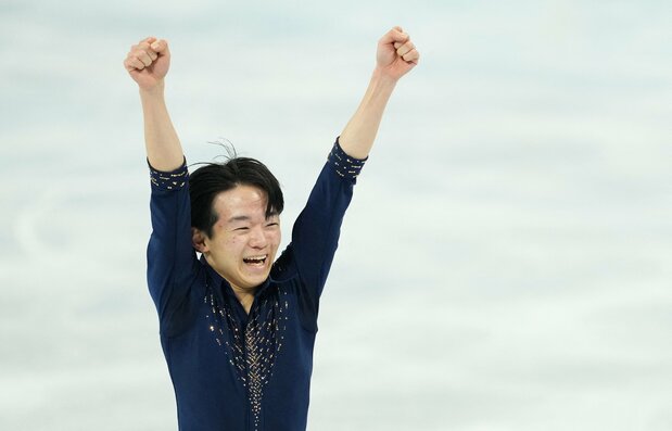 键山优真获得花样滑冰男子单人滑银牌(2022年2月10日,路透社)