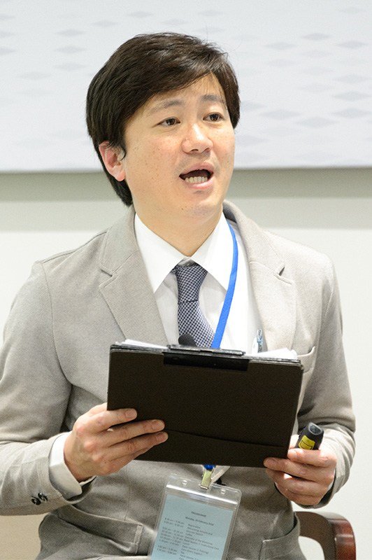 Kawamura Shun’ichi shared information on his group's successful activities in Japan.