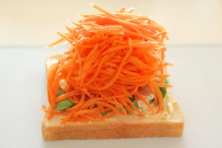 Le sandwich « moedan » : deux tranches de bonheur pour les papilles comme pour les yeux