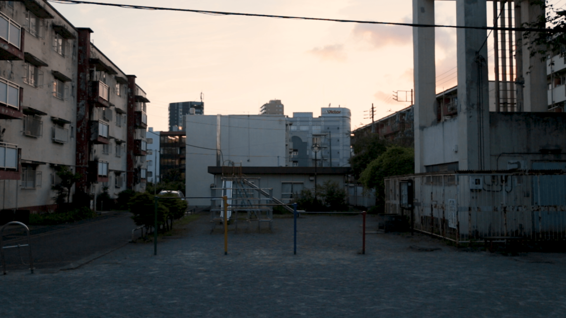 都営霞ヶ丘アパート敷地内の公園　©Shinya Aoyama