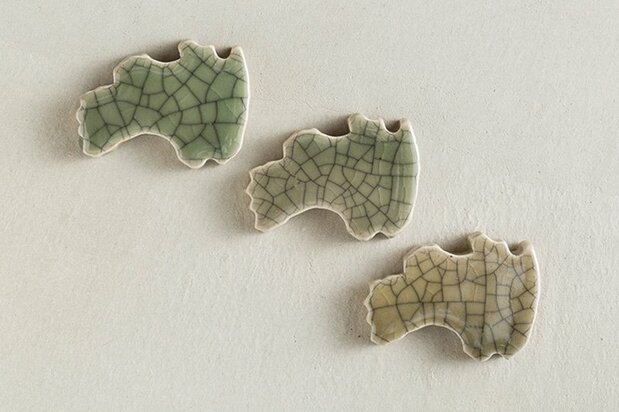 Chopstick rests and paperweights in the shape of Fukushima Prefecture.
