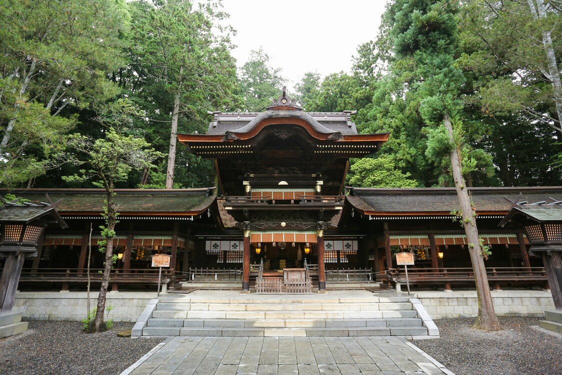 下社秋宮 弊拝殿
