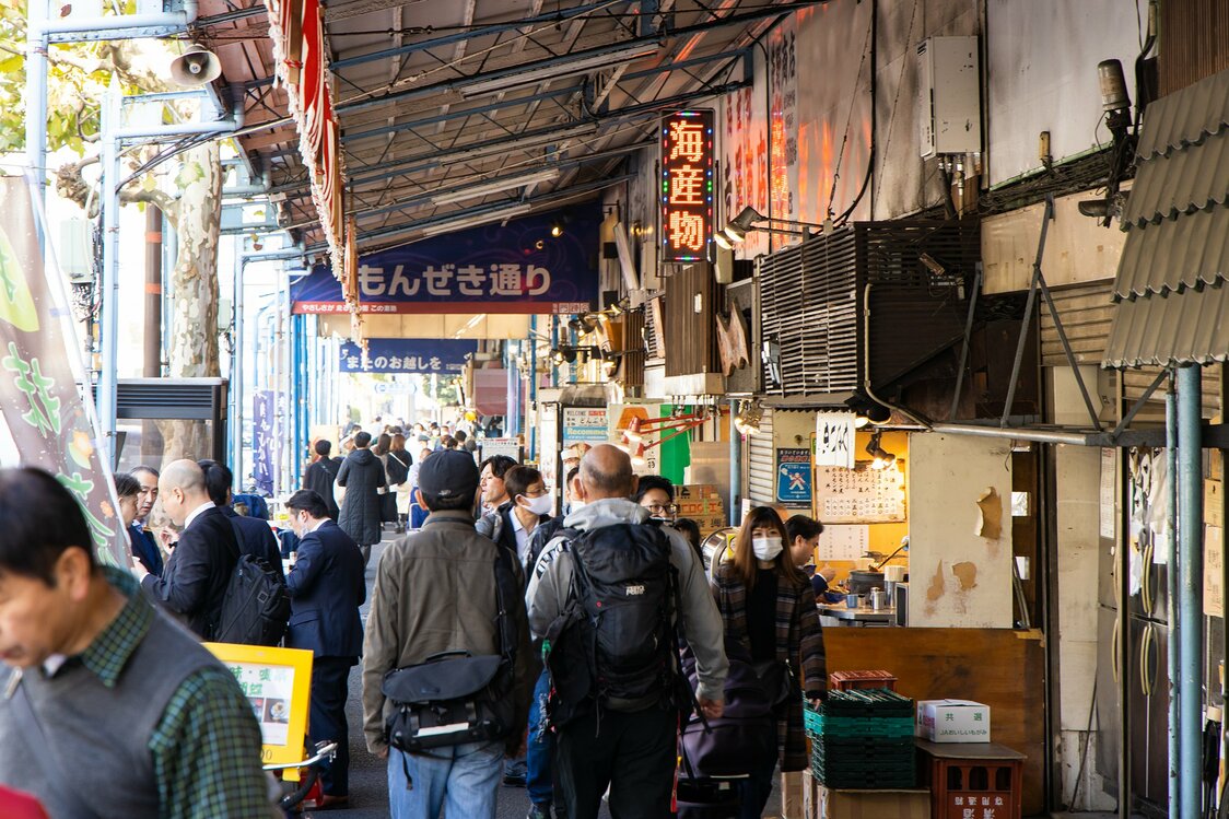 People flock to Monzeki-dōri even on weekdays.
