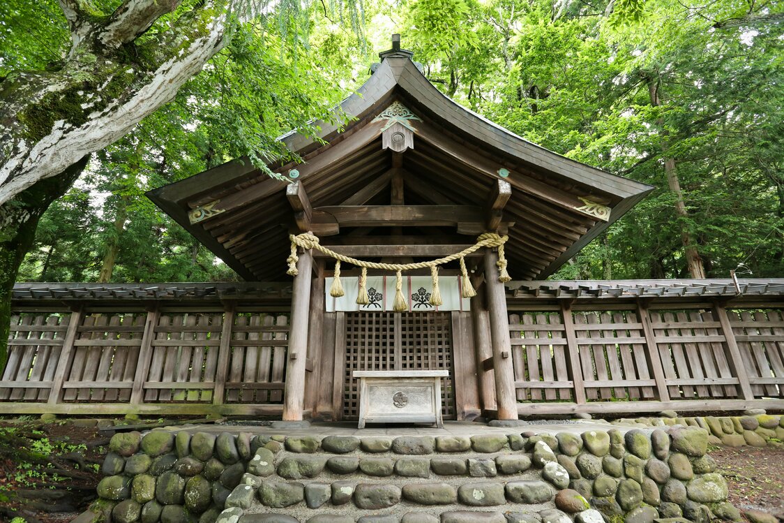 上社前宮 本殿