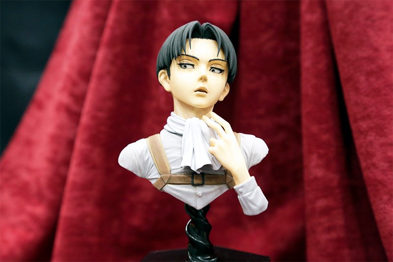 Busto del capitán Levi Ackerman o Rivaille, de Ataque a los Titanes, una figura muy popular entre el público femenino.