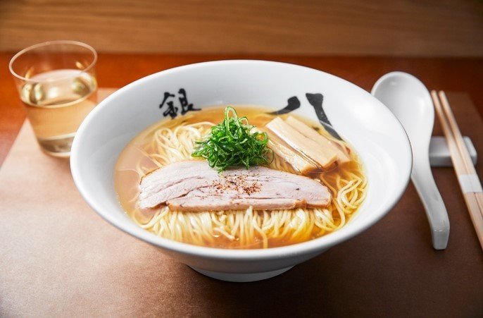 Тюка соба в «Гиндза хатиго» (© Food Operation Japan)