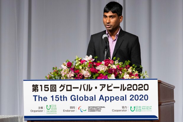 ハンセン病回復者家族代表として、差別の撤廃と自らの夢を語ったクマールさん