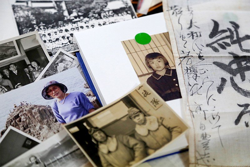 Fotografías de la vida de Nakada en Taiwán y recuerdos que le dejaron los kamikazes.