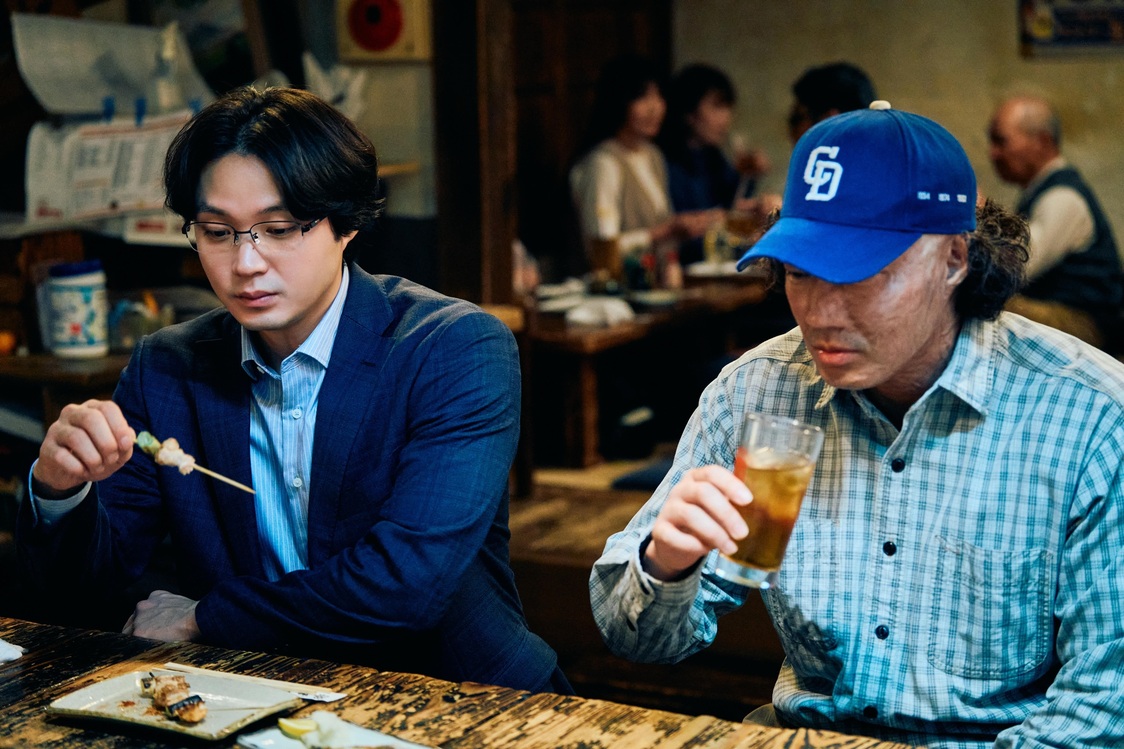 埜本に会っても、拓海とは対照的な反応を見せる龍之介　© 2026「mentor」製作委員会