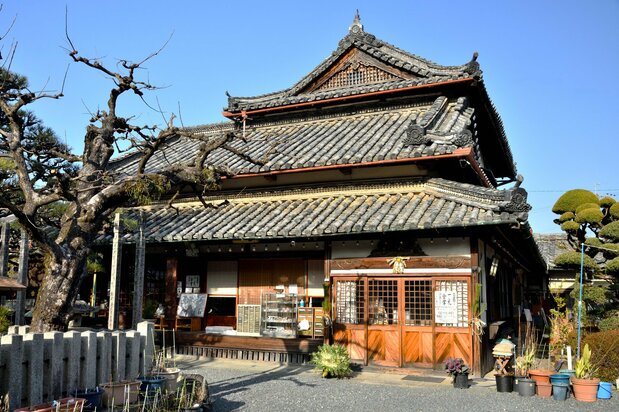 和歌山県九度山町にある高野山真言宗の寺院・善名称院。関ヶ原の戦い後、蟄居となった真田昌幸・信繁の草庵跡と伝えられ(諸説あり)、真田庵とも呼ばれる PIXTA