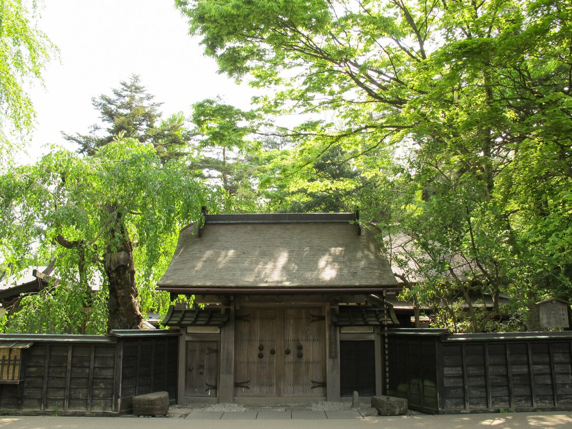 建造“药医门”，是藩国的功臣亦即上层武士家的特权 借用图片（角馆町观光协会