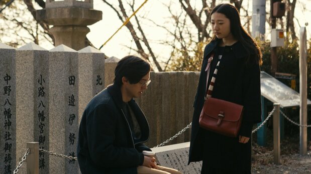 Haruki partage son ressentiment envers la société japonaise à Hitomi (Ibuki Aoi), une amie de longue date, mais sa réponse lui fait prendre conscience de sa propre arrogance (©078).