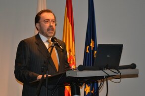 El embajador en misión especial para el Año Dual, D. Eduardo Aznar