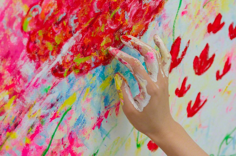 Rokkaku Ayako: Una artista con el mundo en sus dedos