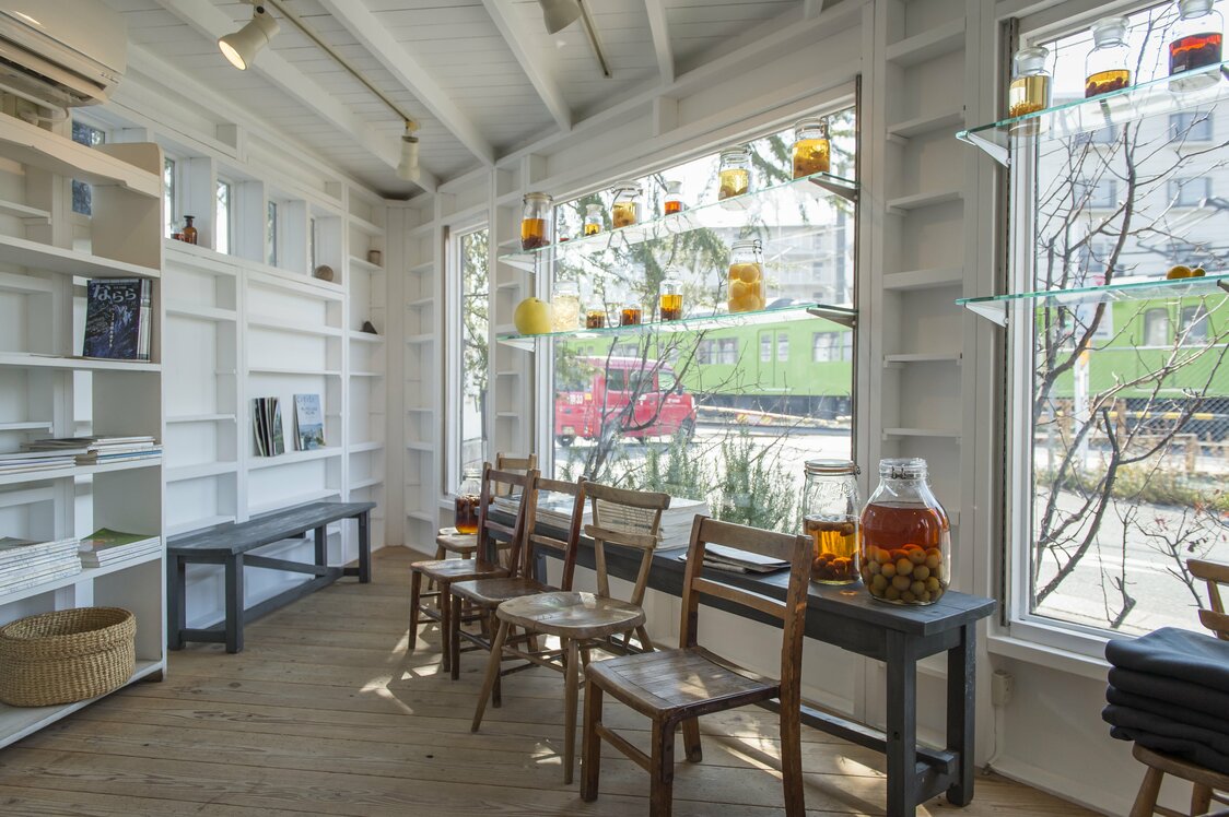 The café has an area where customers can relax while waiting to be seated.