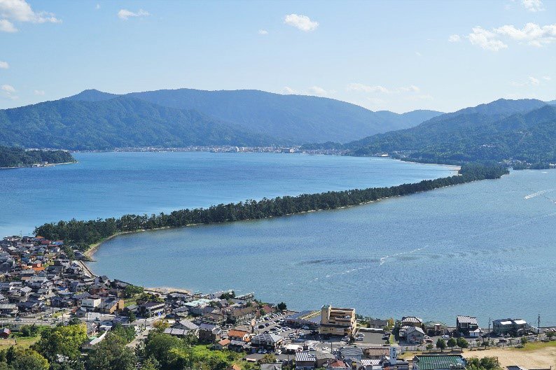 傘松公園からの天橋立を展望する（撮影：林 亦峰）
