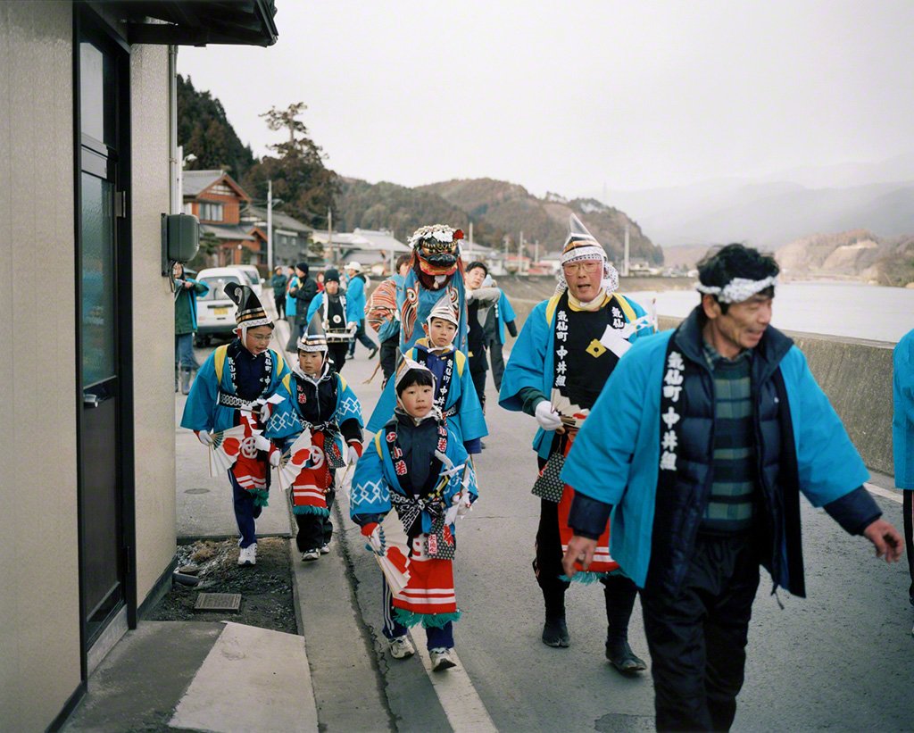 “Kesengawa, 2002/08/15.” Taken by Hatakeyama Naoya, 2002. © Hatakeyama Naoya.