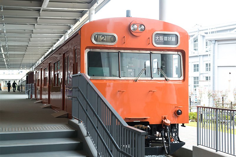 大阪環状線などで使用された通勤型101系電車（1964年製）