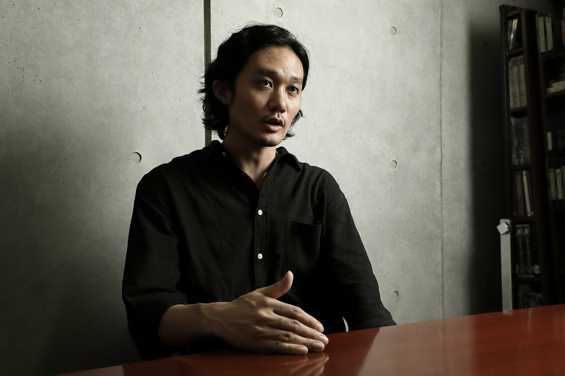 « Comprendre le peuple des Aïnous, c’est comprendre le Japon » : rencontre avec le réalisateur de « Ainu Mosir », Fukunaga Takeshi