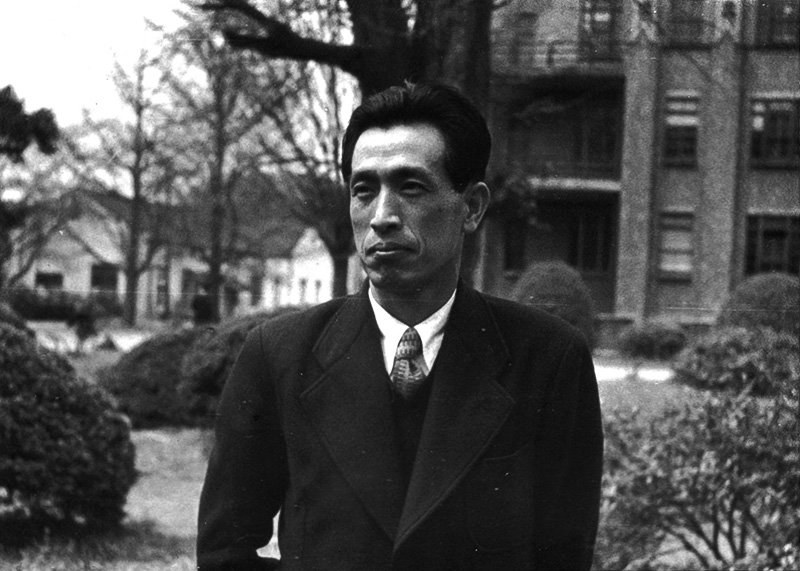 東大工学部にて、1953年（郭純氏提供）