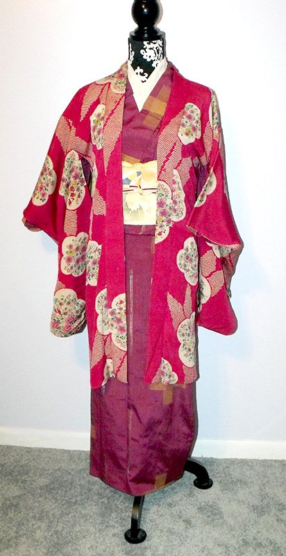 A 100-year-old silk kimono. (Courtesy of fishy+.)