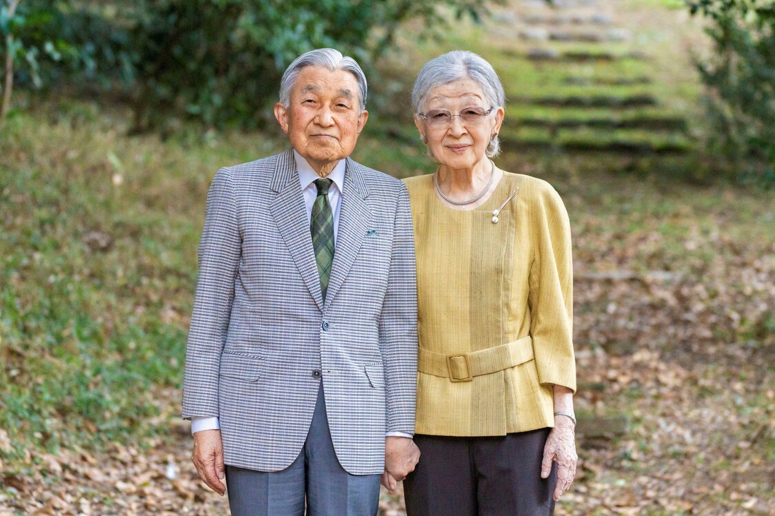 Emperor Emeritus Akihito and Empress Emerita Michiko. (Courtesy Imperial Household Agency; © Reuters)