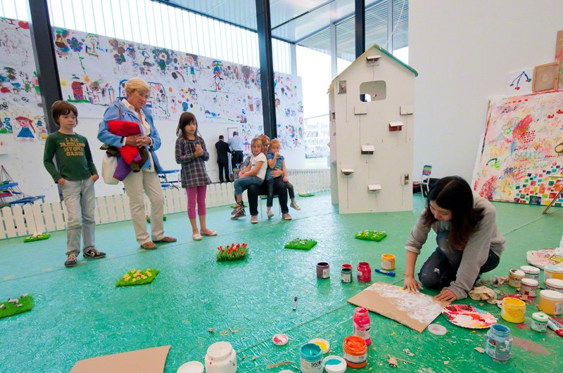 Rokkaku Ayako: Una artista con el mundo en sus dedos