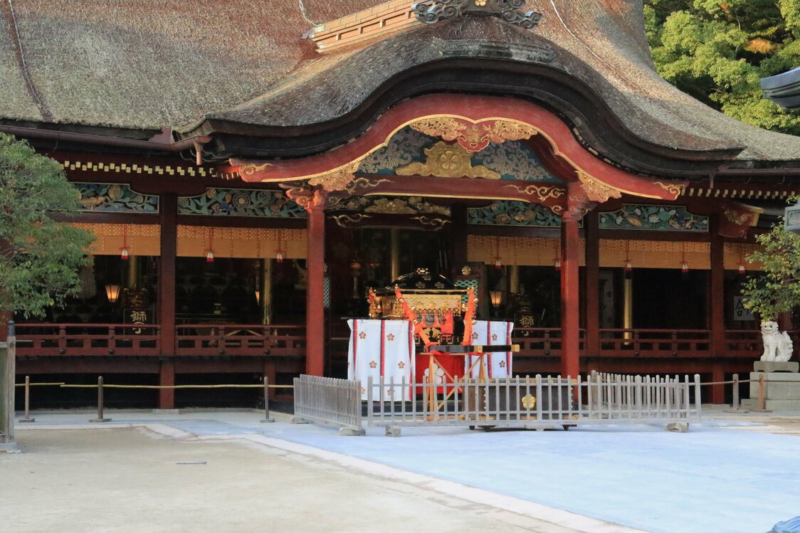 在菅原道真的埋葬地建立的太宰府天满宫（福冈县太宰府市）