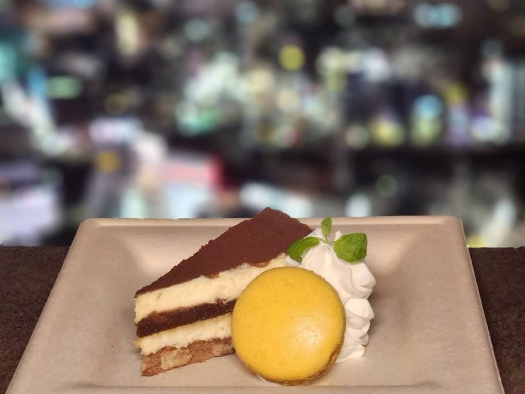 Le Sunshine 60 propose aussi des pâtisseries spéciales pour l’événement. (© Sunshine City)