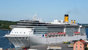The cruise ship Costa Atlantica. (File photo © EnDumEn)