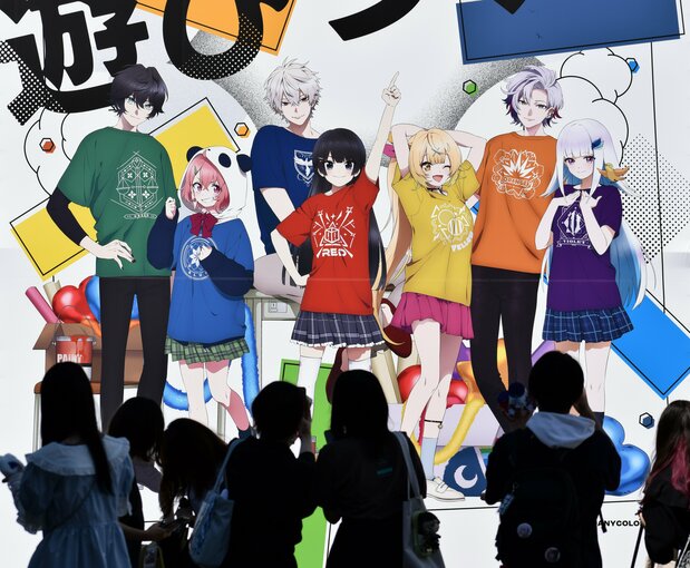 Фестиваль Nijisanji 2022 – масштабное мероприятие с участием корпоративных витуберов, прошло в октябре 2022 года в выставочном центре Makuhari Messe в Тибе (© Jiji)