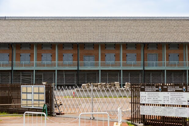 Restoration work at the West Cocoon Warehouse is underway. The building is scheduled to open to the public in autumn 2020.