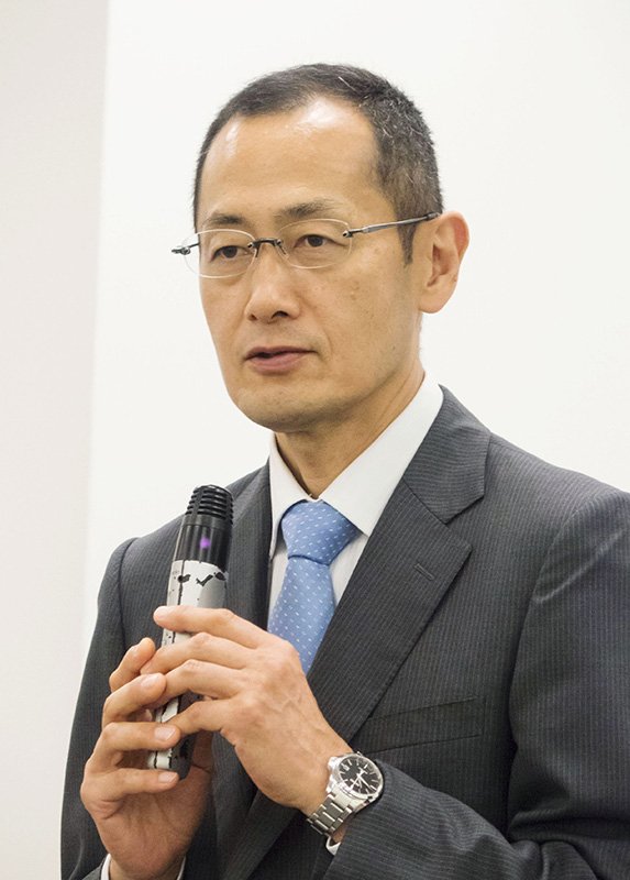 El profesor Yamanaka Shin’ya en la Universidad de Kioto. Julio de 2016. (Jiji Press)