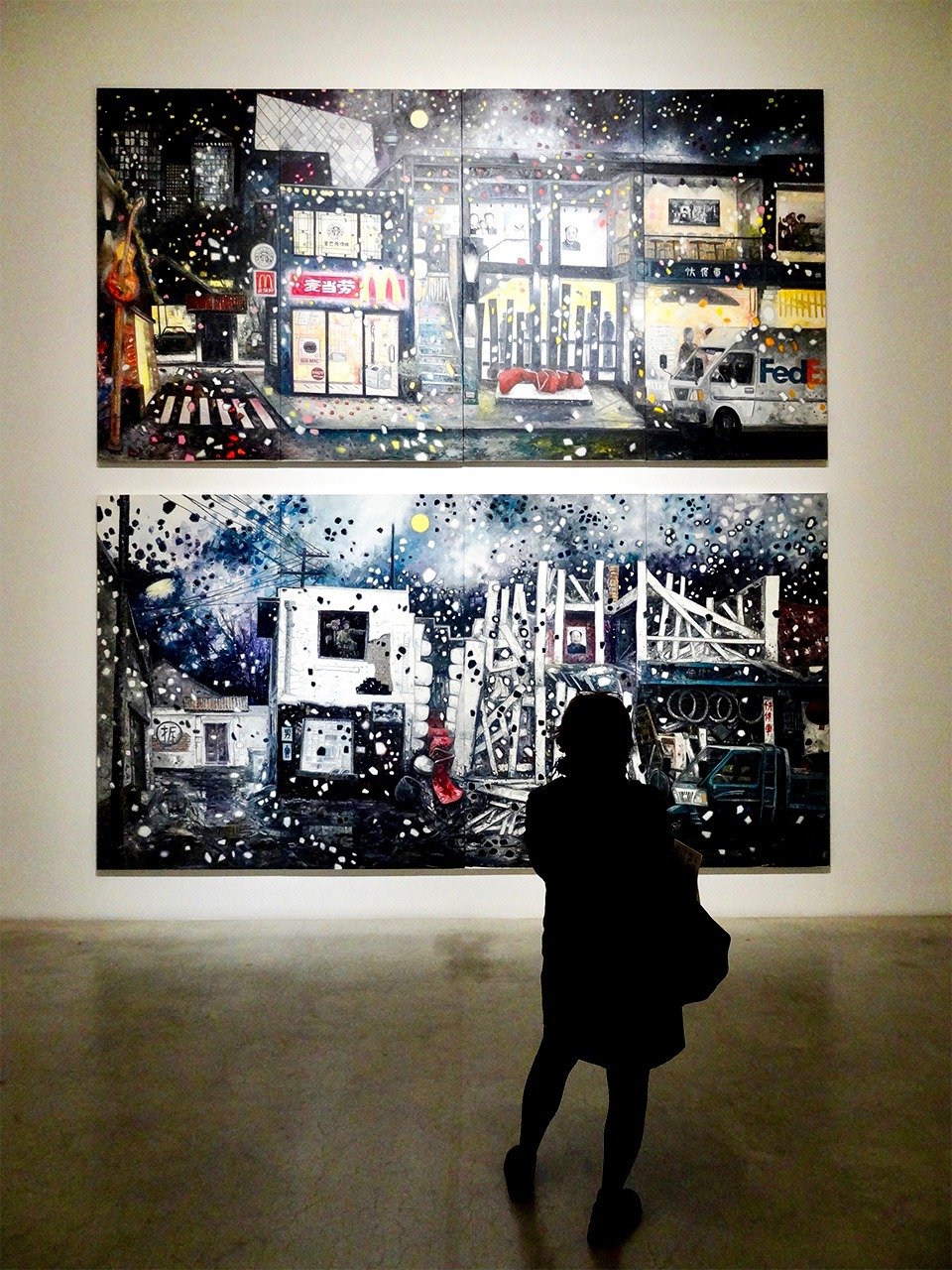 『過去からの街』と『未来からの街』2008年　金沢21世紀美術館展示作品（撮影＝ティム・ホーニャック）